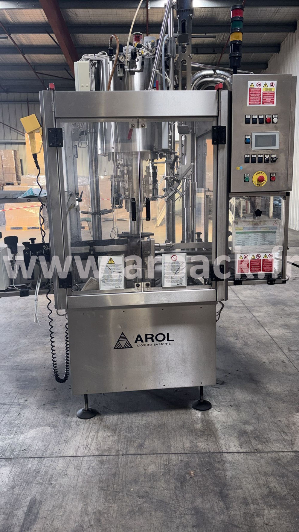 Capsuleuse à vis 7 000 bouteilles/heures