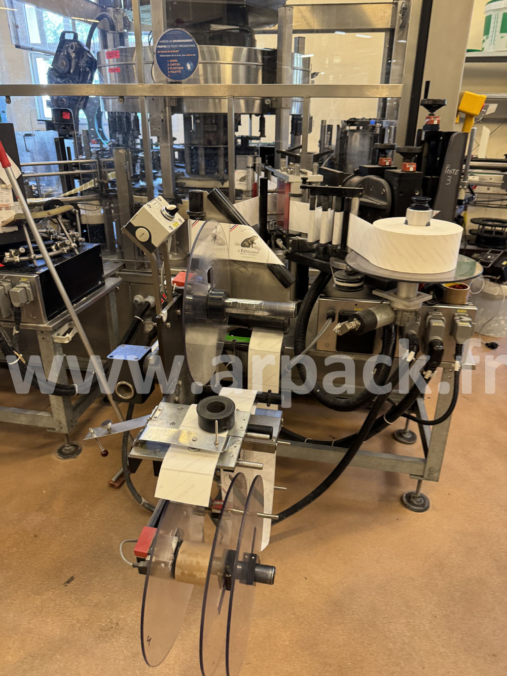 Этикетировочная машина для бутылок Krones