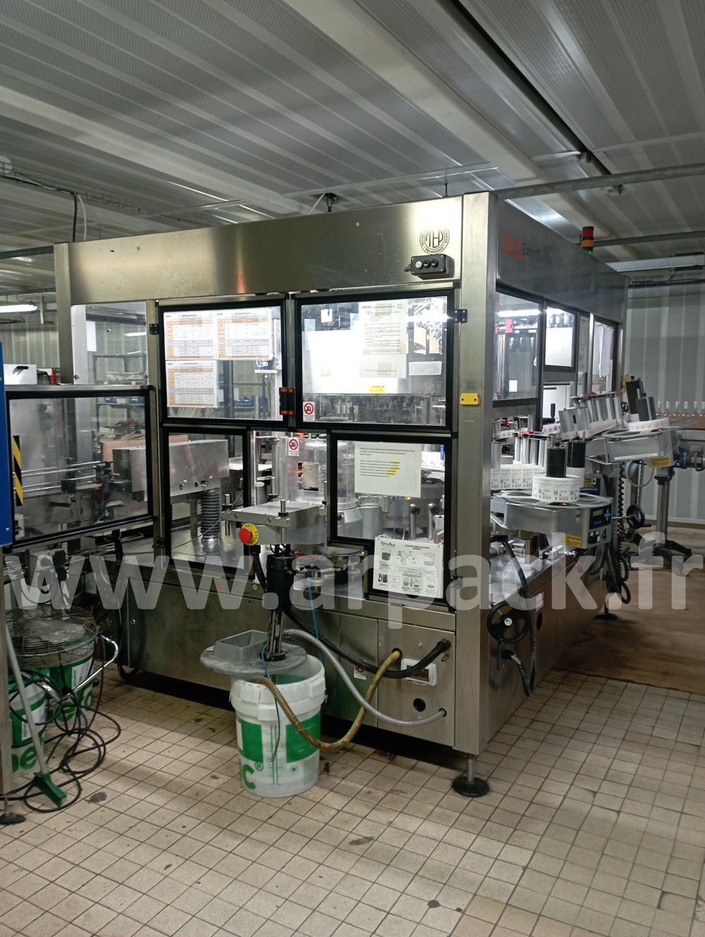 Этикетировочная машина KOSME Этикетировочная машина KOSME