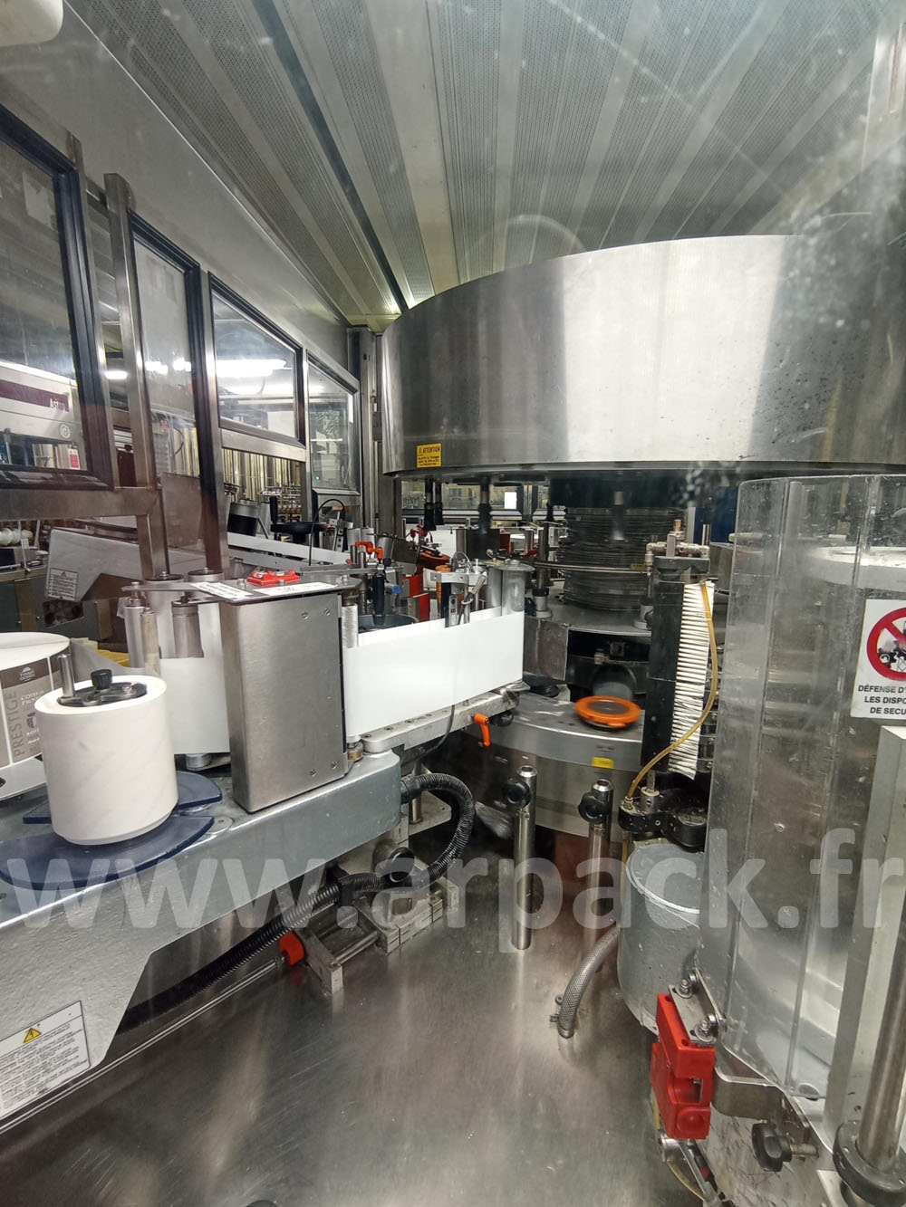 Этикетировочная машина KOSME Этикетировочная машина KOSME